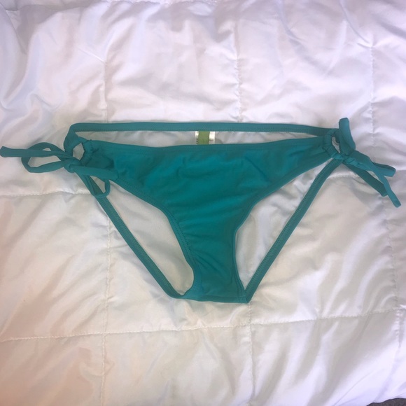 NEXT by ATHENA Good Karma Tunnel Bikini Bottom NWT - Picture 4 of 6